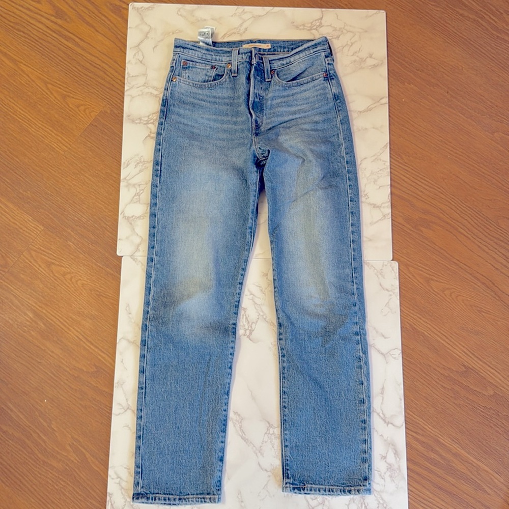 Levi’s Wedgie Straight 27x30 medium wash jeans